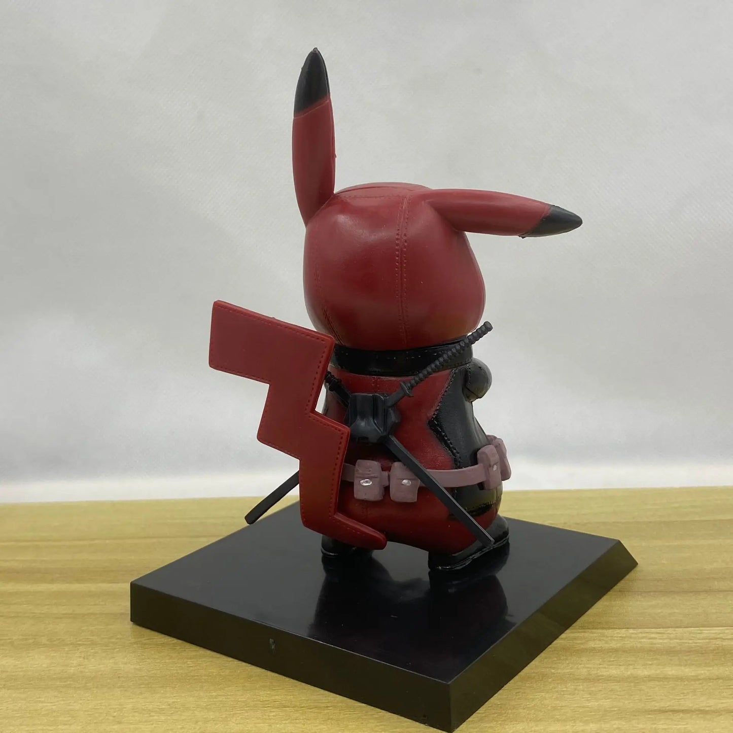 11cm pokemon anime figura pvc pikachu cosplay deadpool figuras de ação dos desenhos animados kawaii modelo coleção ornamentos crianças brinquedos presente