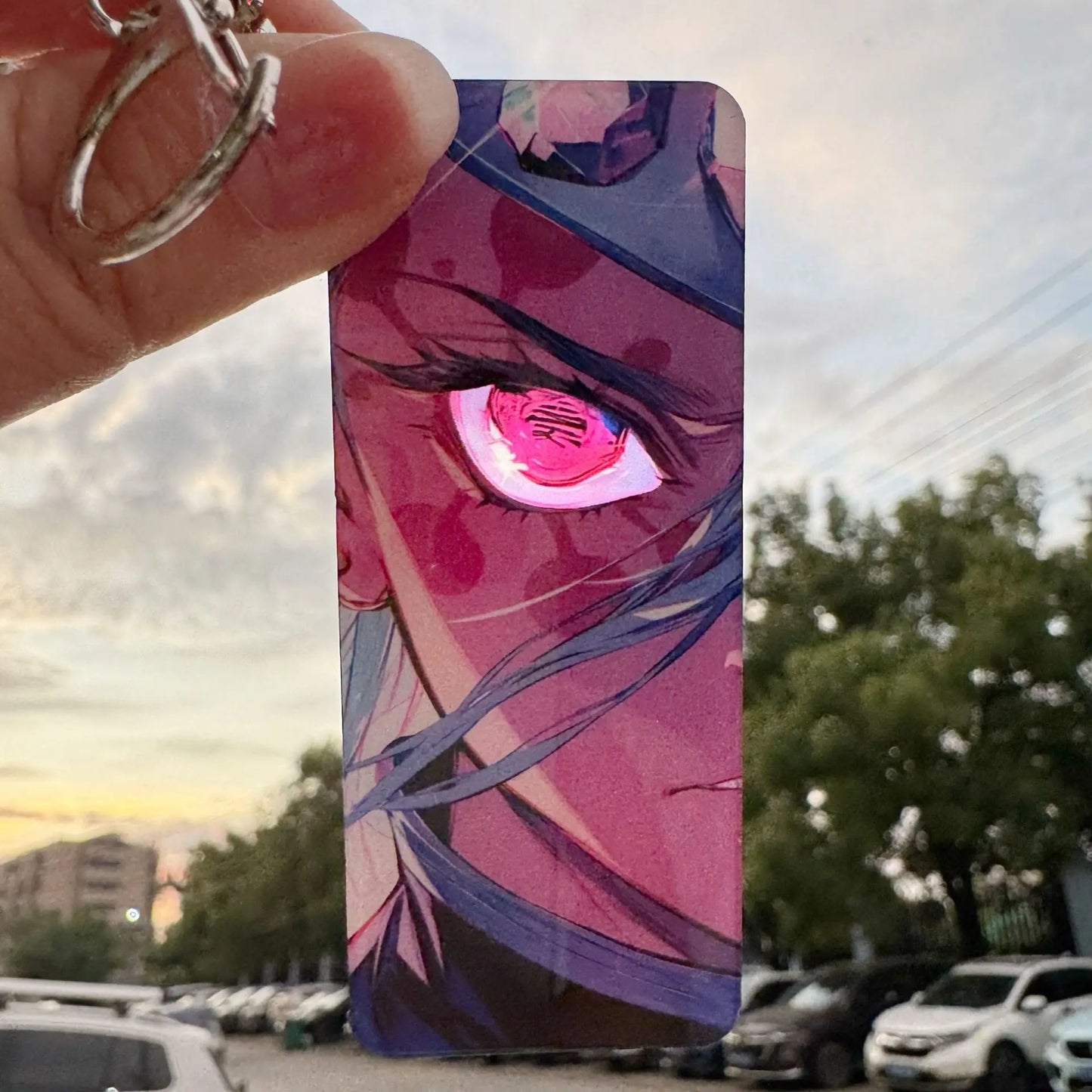 Glowing Eyes Anime Keychain – Inspired Gamer Style