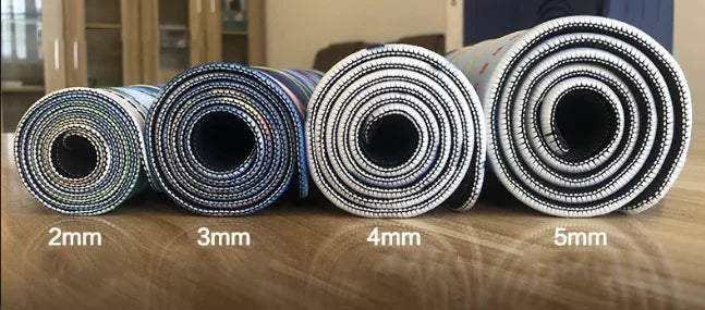 XXL Gaming Mouse Pad | Red & Black Anime Aesthetic