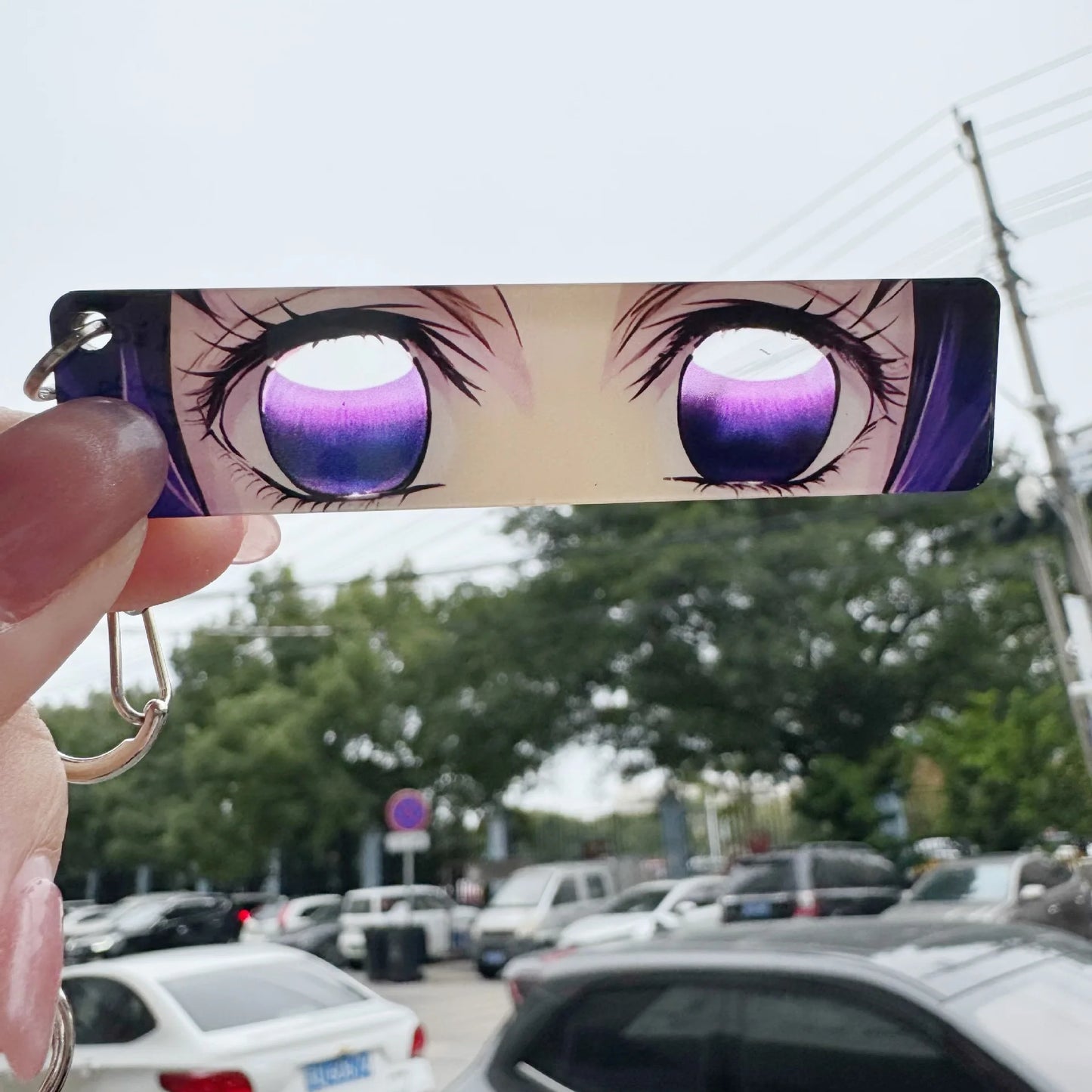 Glowing Eyes Anime Keychain – Inspired Gamer Style